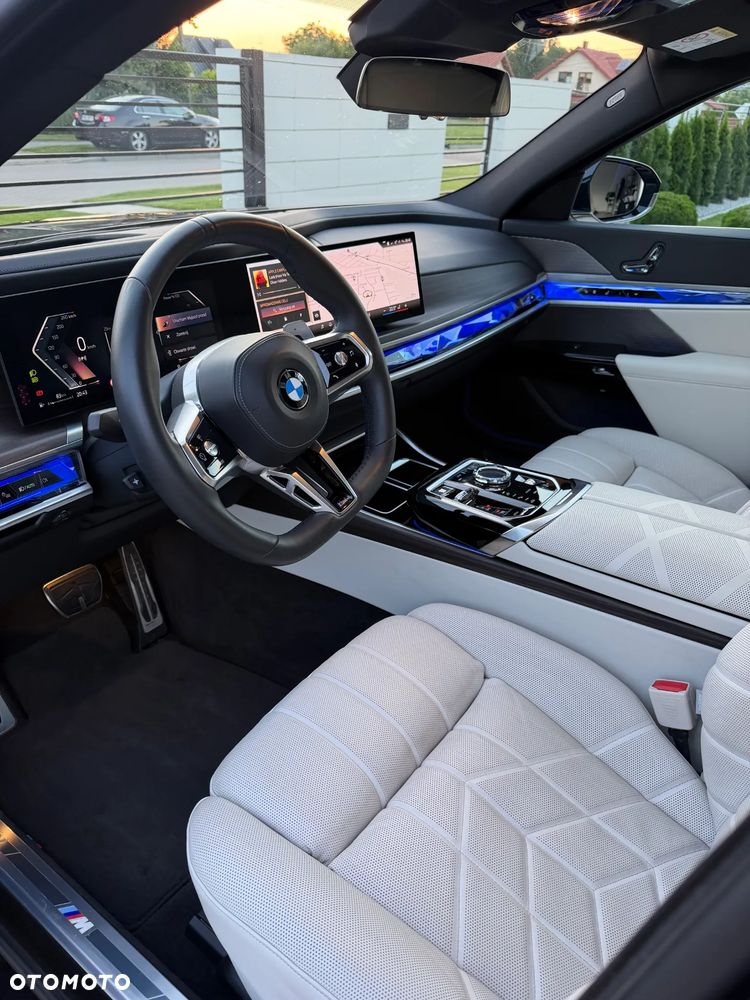 BMW Seria 7 - 5