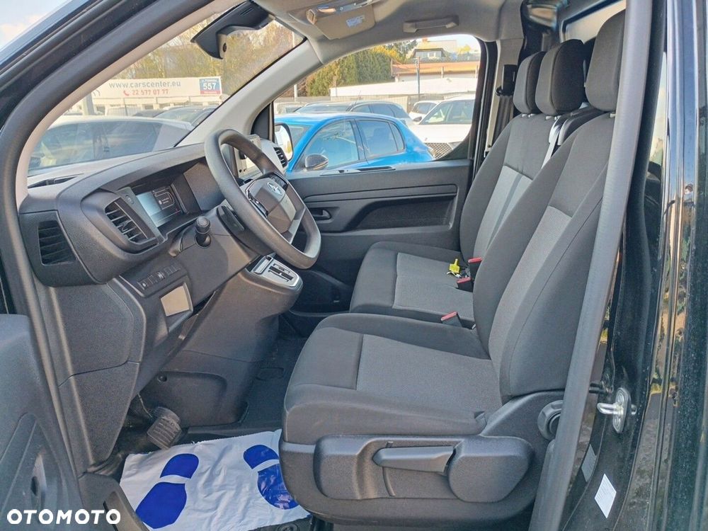 Opel Vivaro - 10