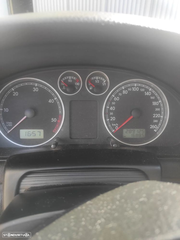 VW Passat Variant 1.9 TDi - 8