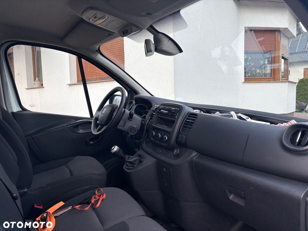 Renault Trafic - 18