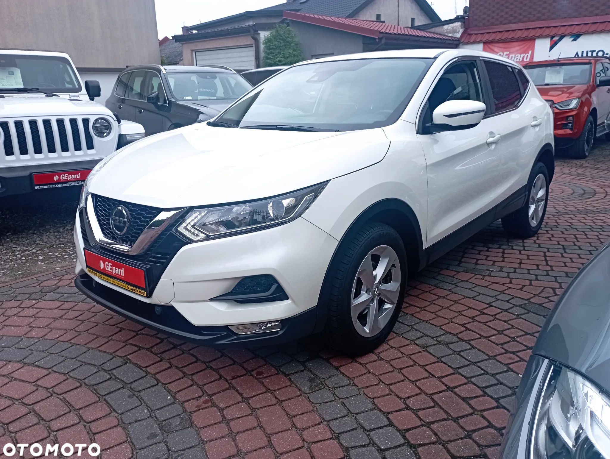 Nissan Qashqai 1.3 DIG-T Acenta EU6d - 1