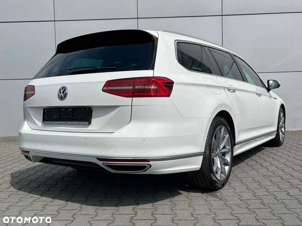 Volkswagen Passat 2.0 TDI Bi-Turbo BMT 4Mot Highline DSG - 9