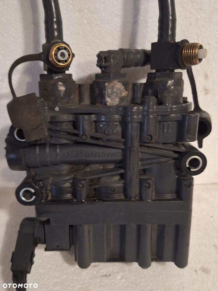 Zawór Poduszek Ecas Mercedes Actros MP 4 Antos Atego Arocs A0013271325 - 1