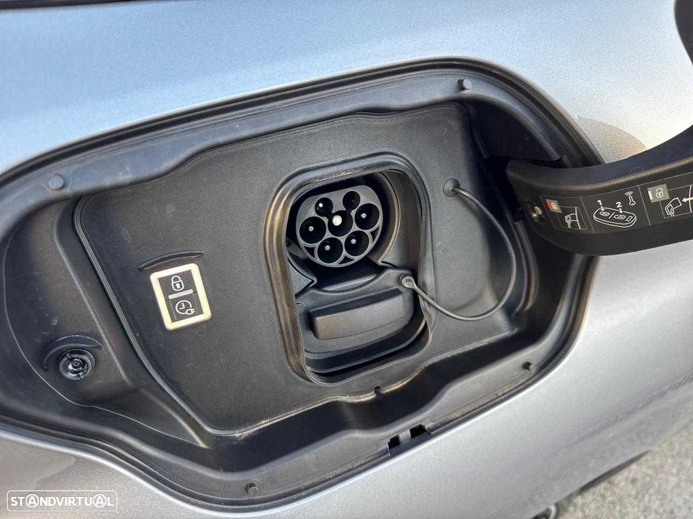 Peugeot e-308 SW 54 kWh Allure - 15