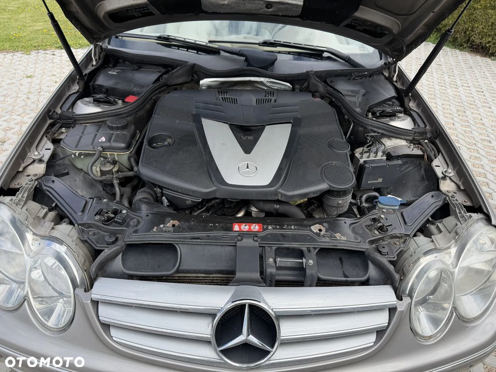 Mercedes-Benz CLK 320 CDI 7G-TRONIC Elegance - 22