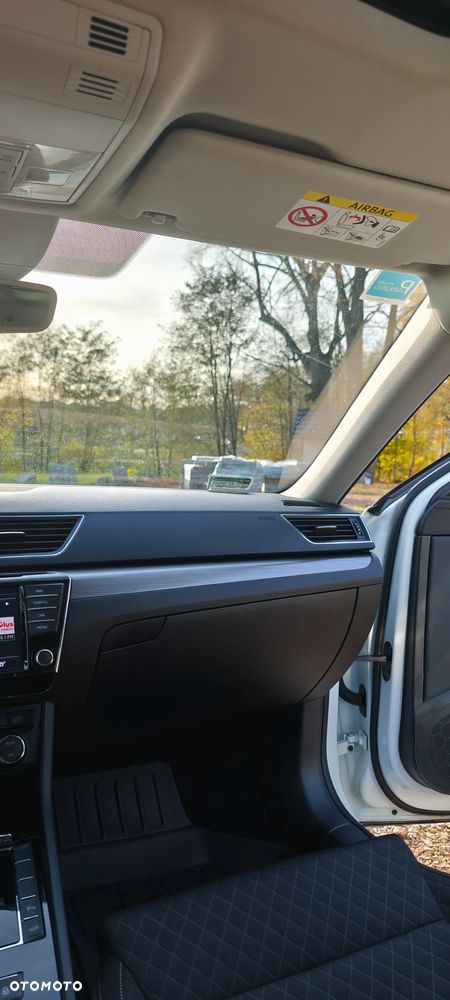 Skoda Superb 2.0 TDI Style DSG - 19