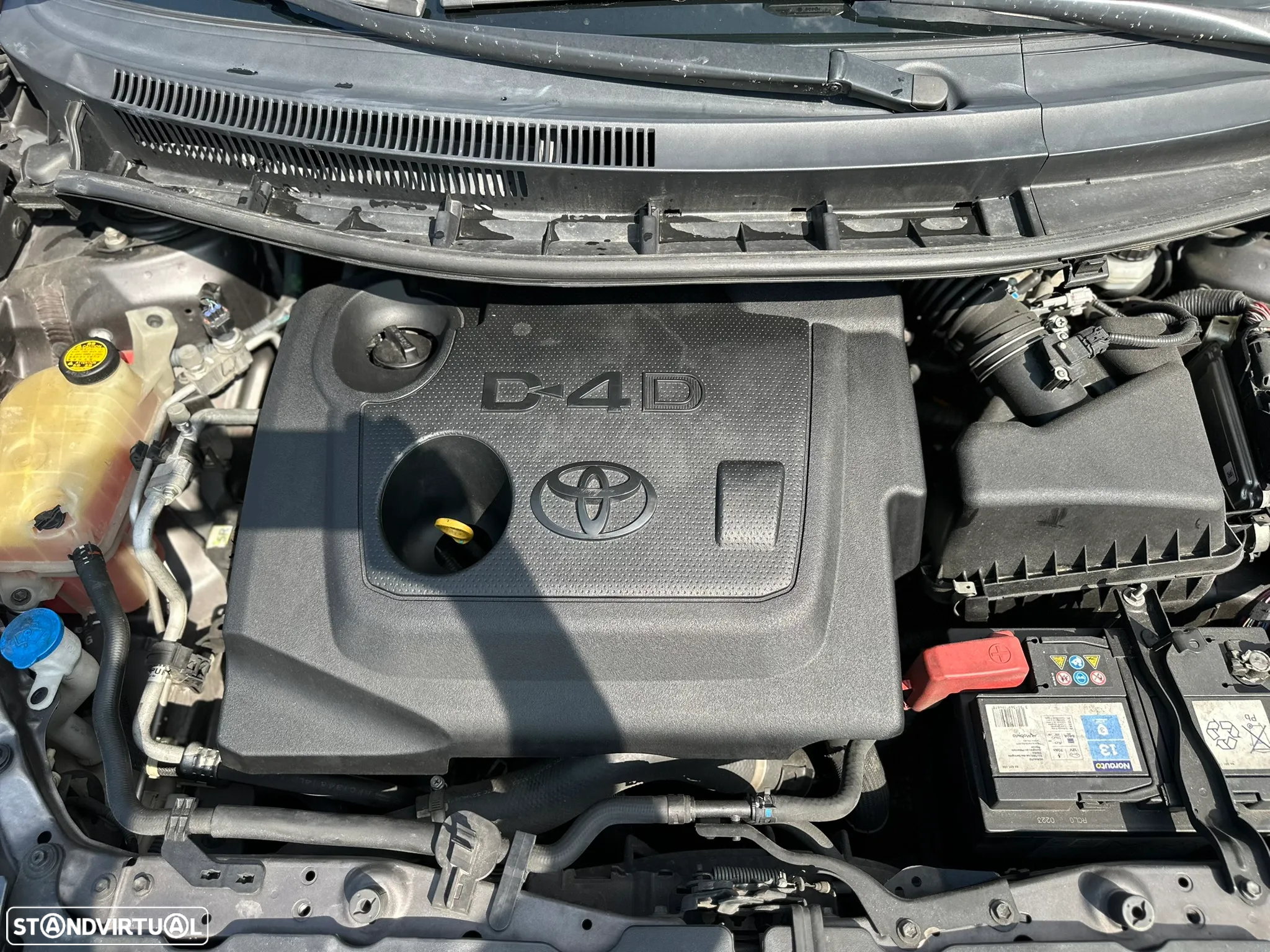 Toyota Auris 1.4 D-4D ACtive - 14