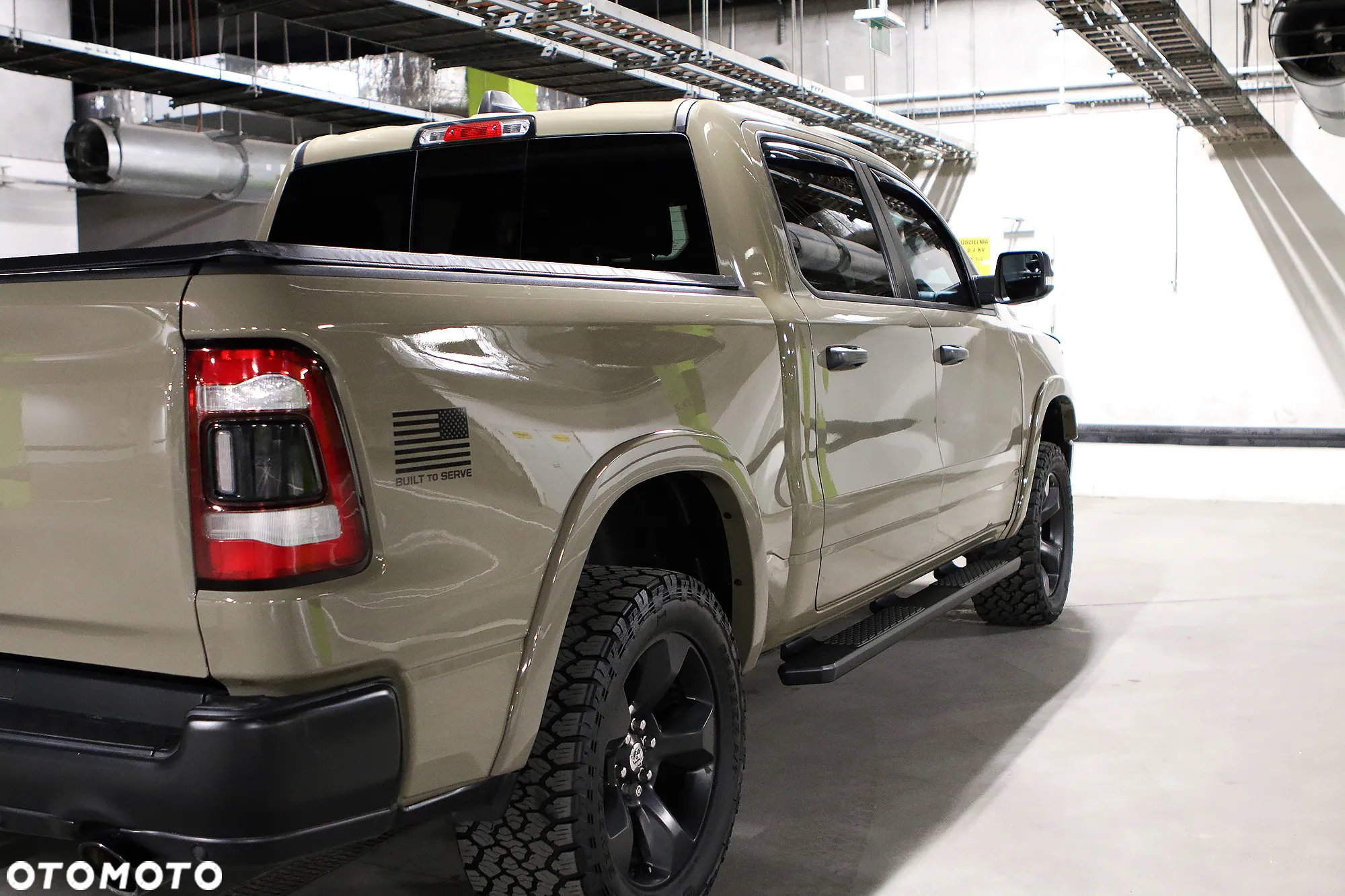 Dodge RAM 1500 5.7 4x4 - 7