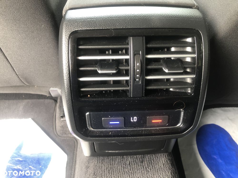 Volkswagen Passat Variant 1.6 TDI (BlueMotion Technology) Comfortline - 18