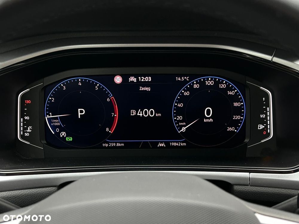 Volkswagen T-Roc 1.5 TSI Life Plus DSG - 23