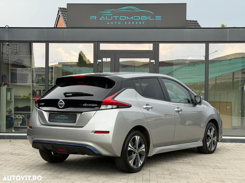 Nissan LEAF 62 kWh e+ N-Connecta - 3