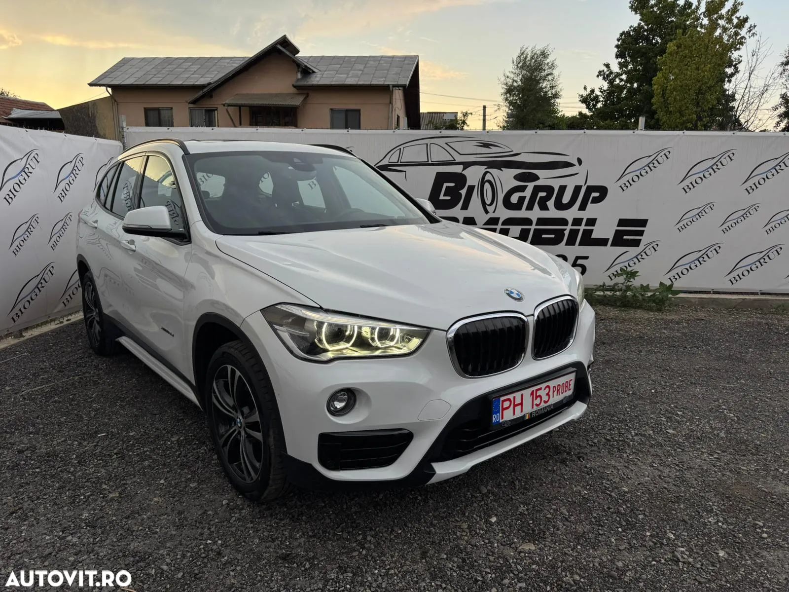 BMW X1 xDrive18d Aut. Sport Line - 1