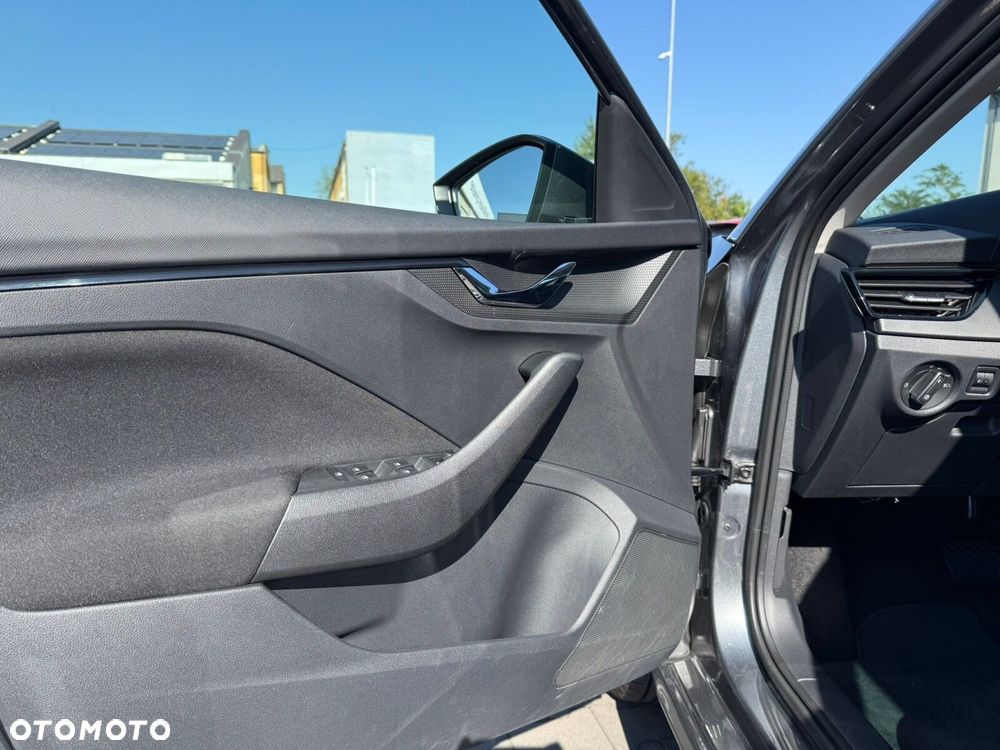 Skoda Kamiq 1.0 TSI Ambition DSG - 12