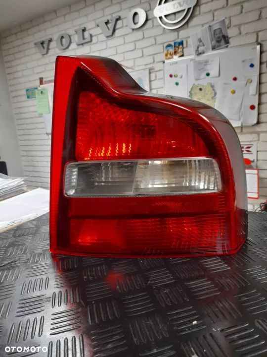 VOLVO S80 1998-2003 lampa tylna ideał - 1