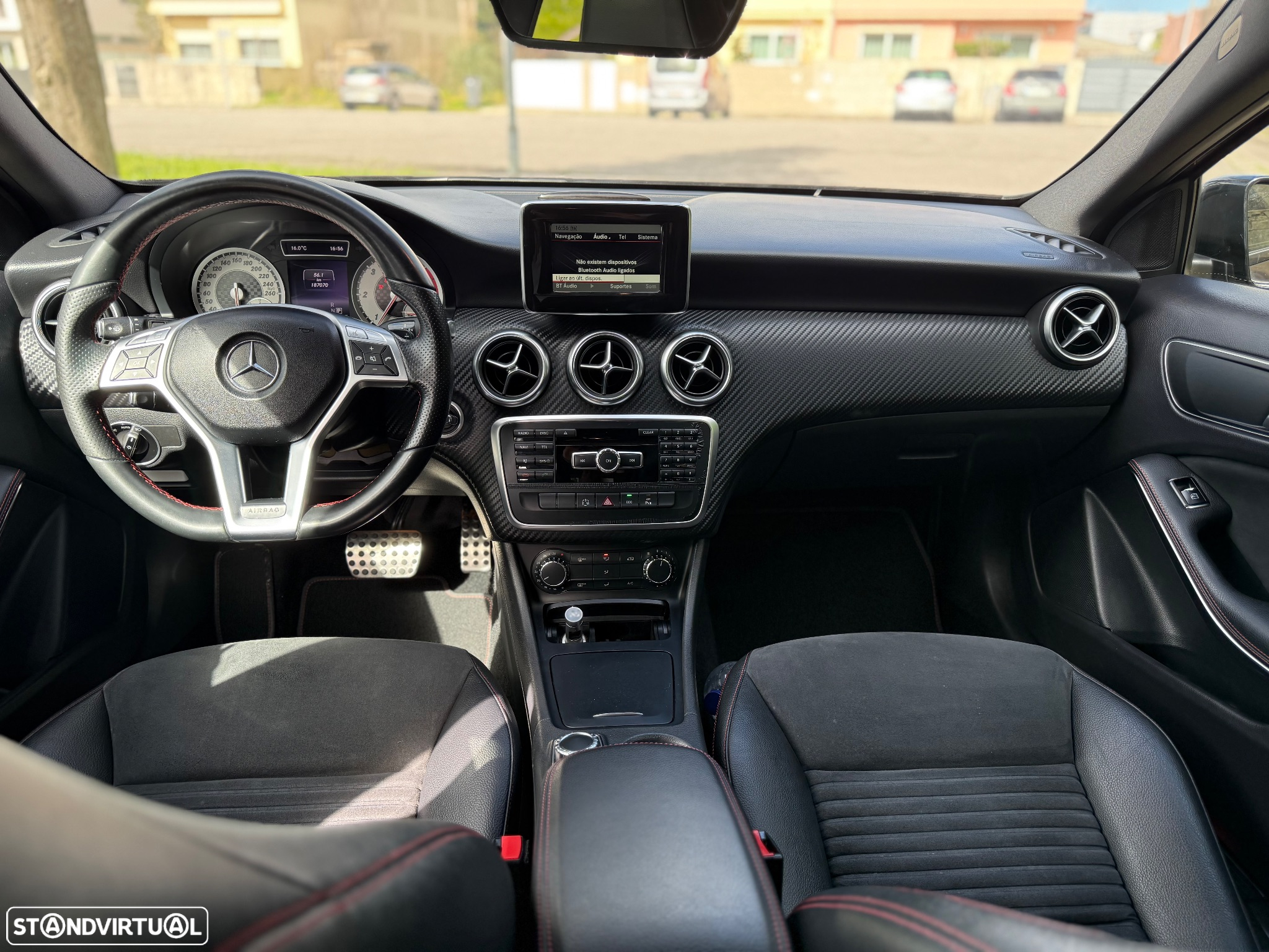 Mercedes-Benz A 200 d 7G-DCT AMG Line - 13
