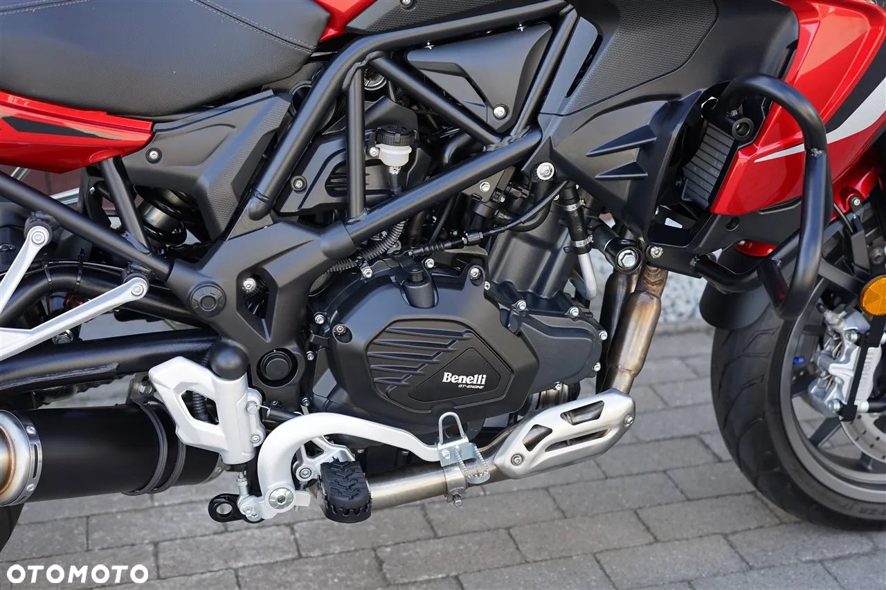 Benelli TRK 502 - 9
