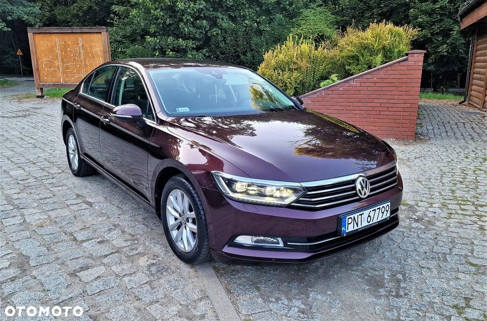 Volkswagen Passat 1.8 TSI BMT Comfortline - 1
