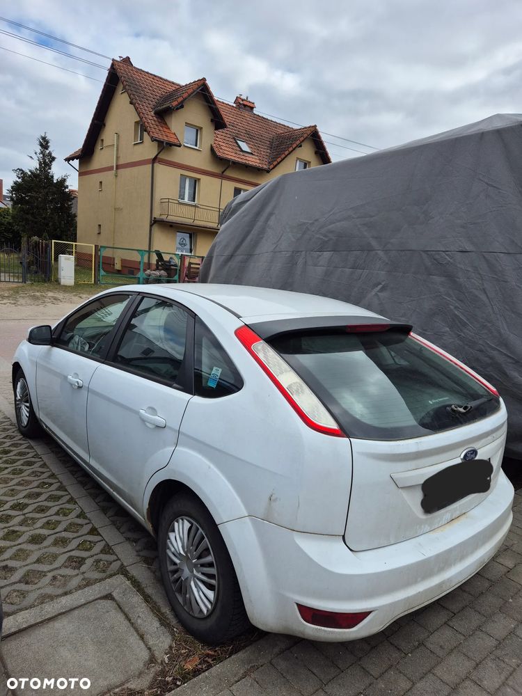 Ford Focus 1.6 TDCi Ambiente - 6