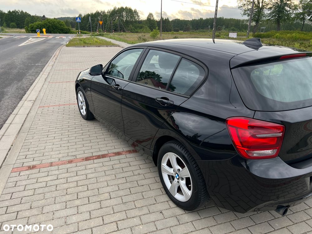 BMW Seria 1 114i Sport Line - 15