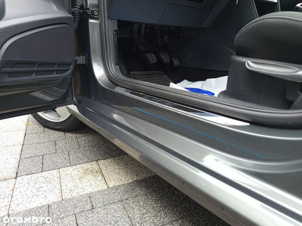 Volkswagen Polo 1.6 TDI Blue Motion Technology Life - 28