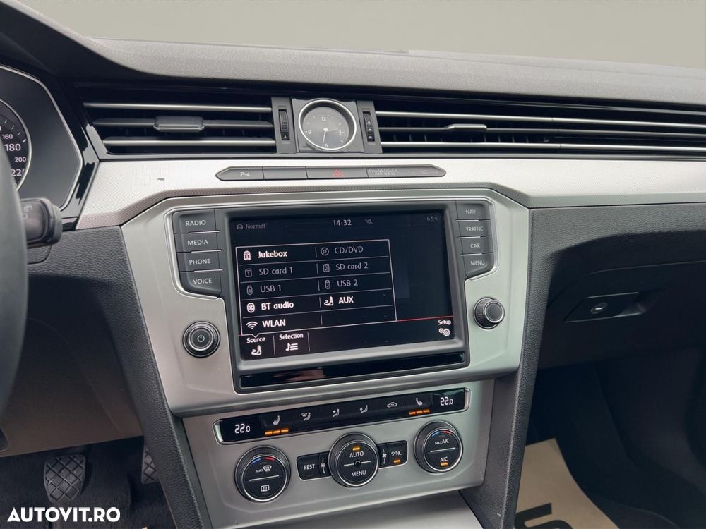 Volkswagen Passat 2.0 TDI R Executive - 27