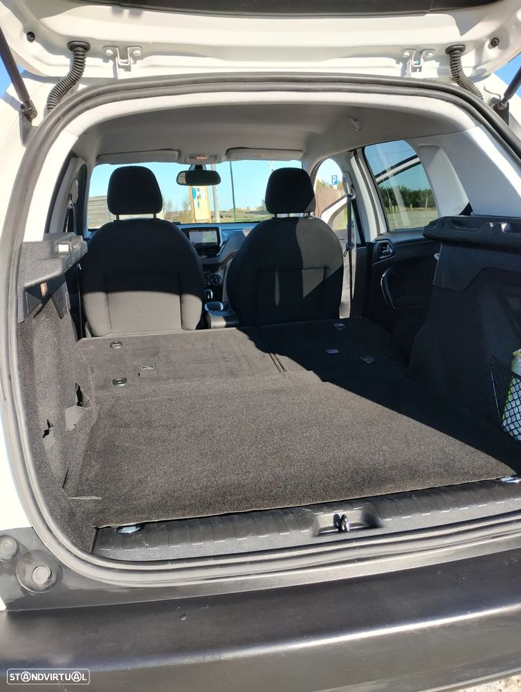 Peugeot 2008 1.6 BlueHDi Style - 6