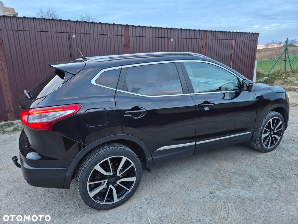 Nissan Qashqai 1.6 DCi Tekna+ - 4