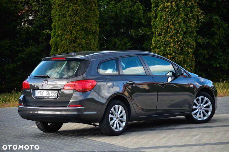 Opel Astra 1.4 Turbo Style - 25