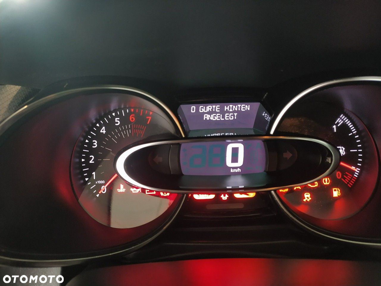 Renault Clio 1.2 16V Limited EU6 - 3