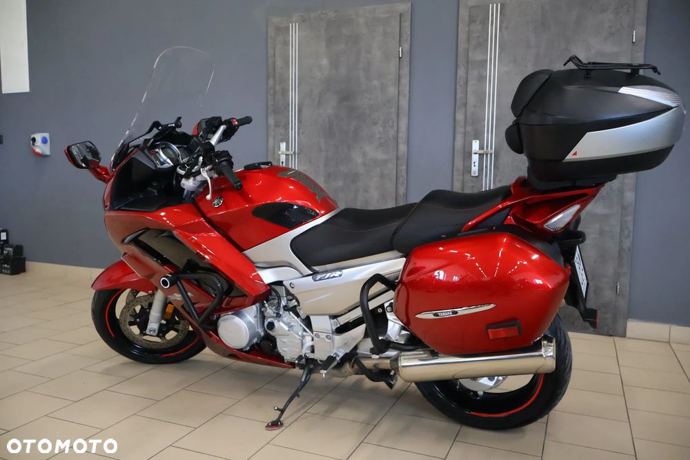Yamaha FJR - 9