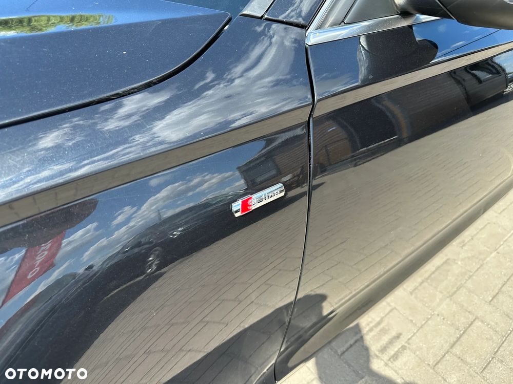 Audi A6 Avant - 32