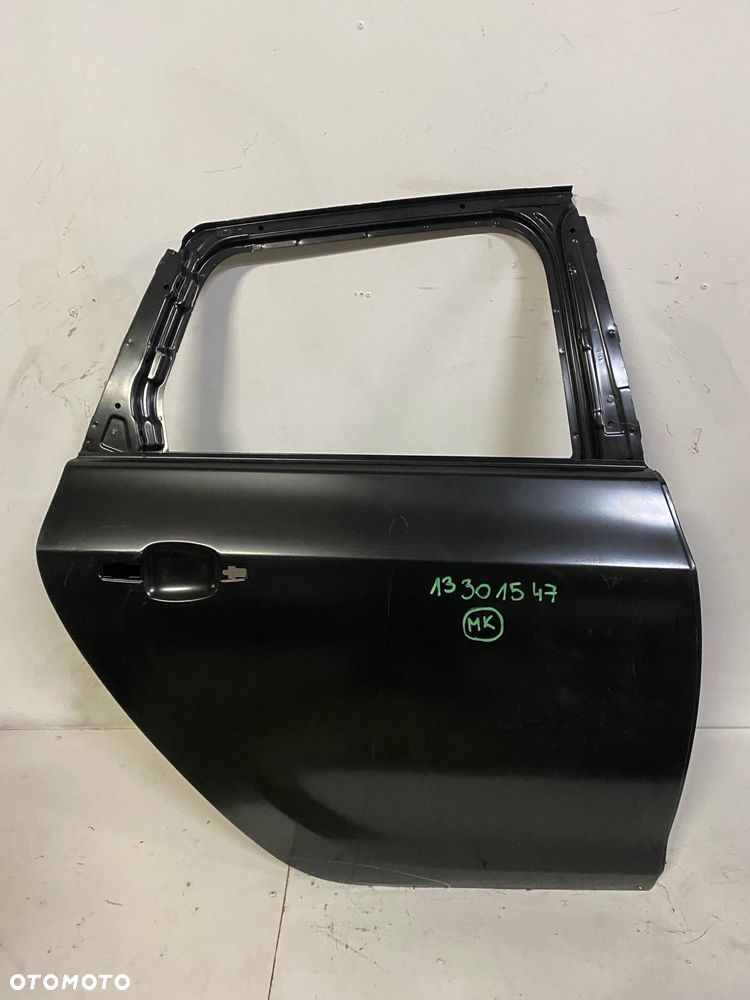 Opel Astra J Kombi drzwi tył prawe - 1