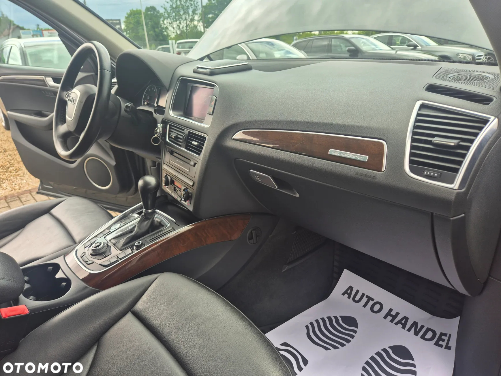 Audi Q5 3.2 FSI Quattro S tronic - 17