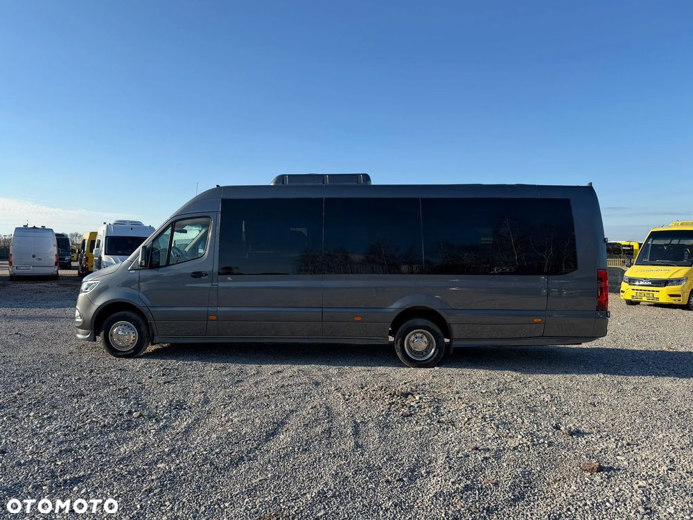 Mercedes-Benz Sprinter 519 - 14