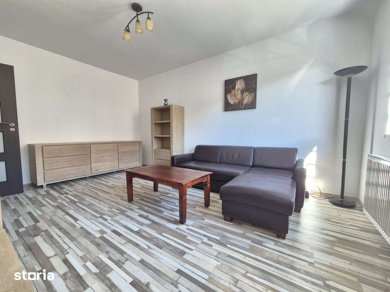 Apartament 2 camere, decomandat, mobilat și utilat + Loc de parcare — fotografia 1