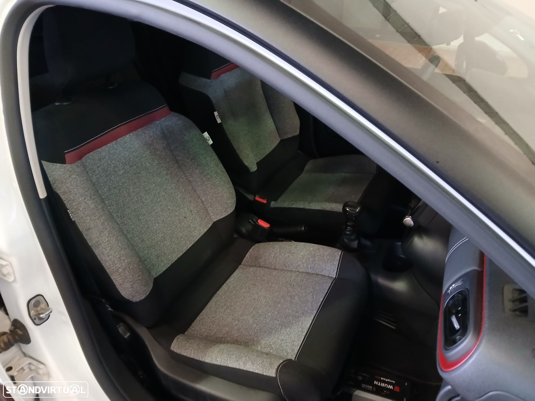 Citroën C3 1.5 BlueHDi C-Series - 12