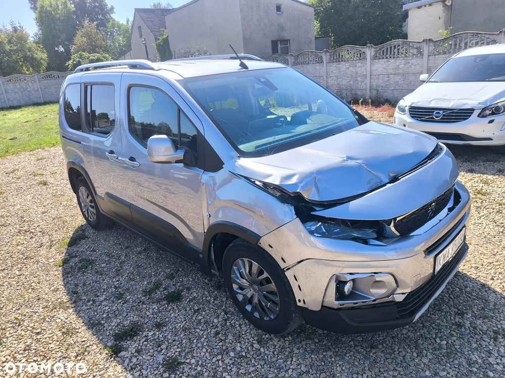 Peugeot Rifter - 8