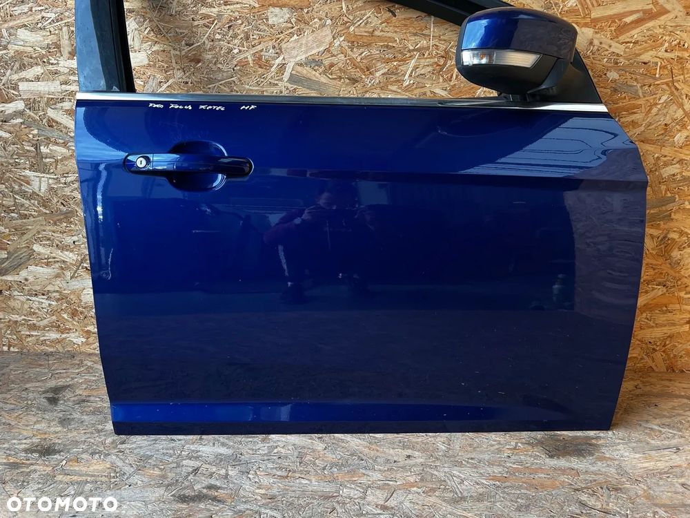 Drzwi PRZEDNIE PRAWE prawy przód FORD FOCUS MK3 LIFT HB 5D Kod lakieru: HF - 11