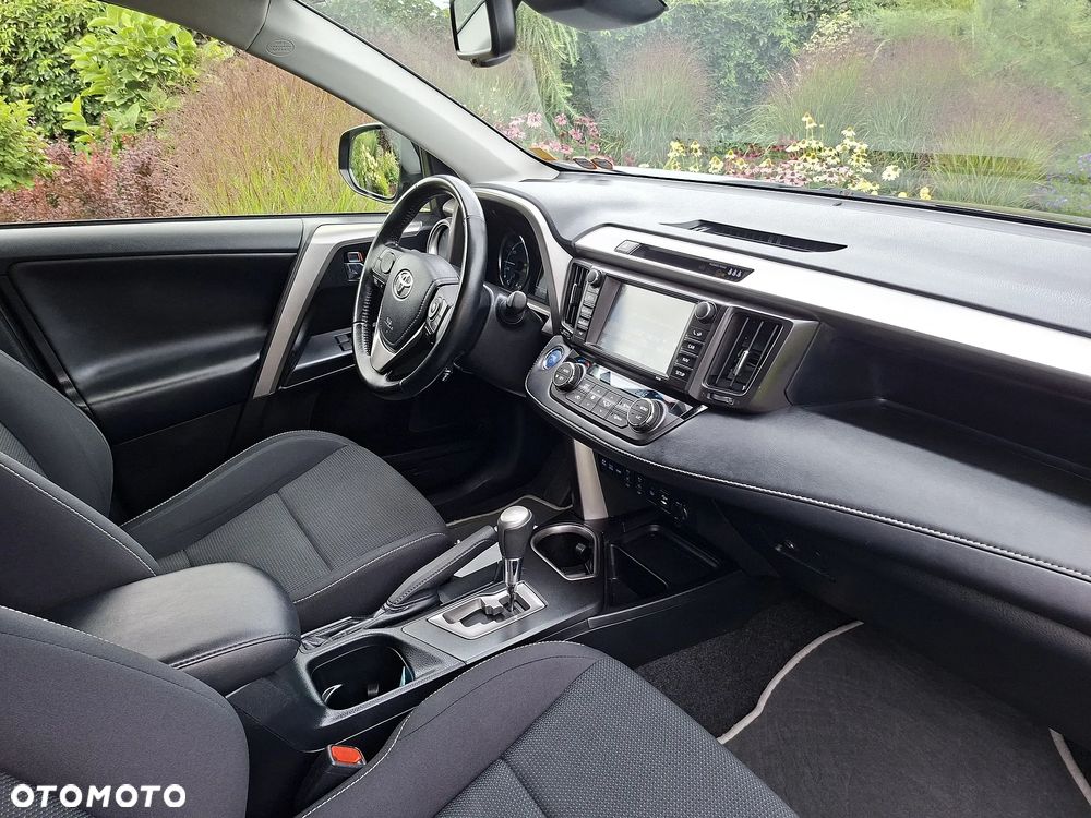 Toyota RAV4 - 17