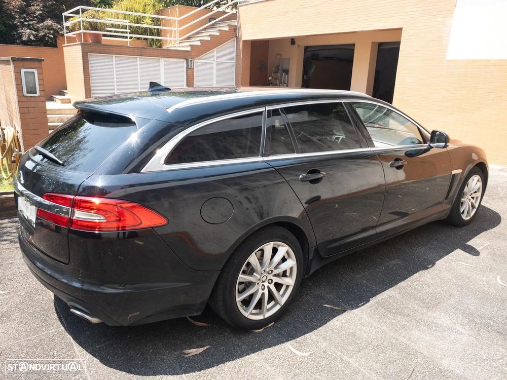 Jaguar XF Sportbrake 2.2 D Premium Luxury - 2