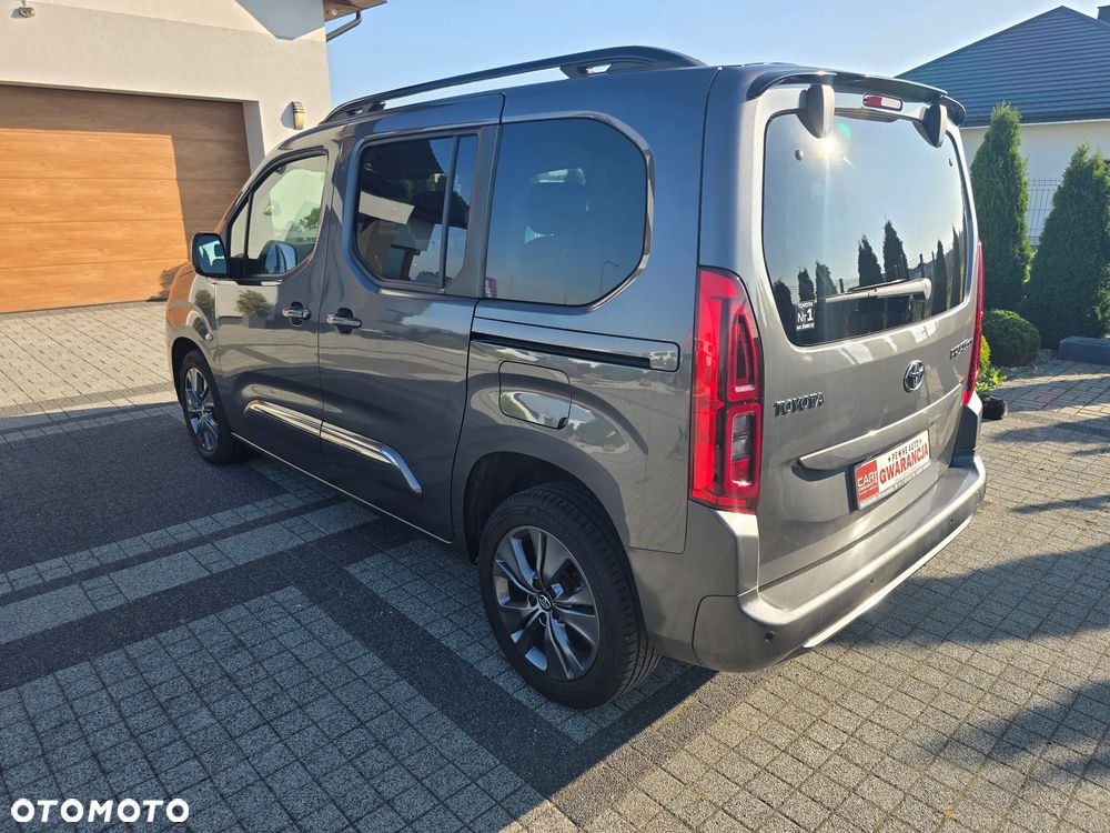 Toyota Proace City Verso 1.5 D-4D Family - 4