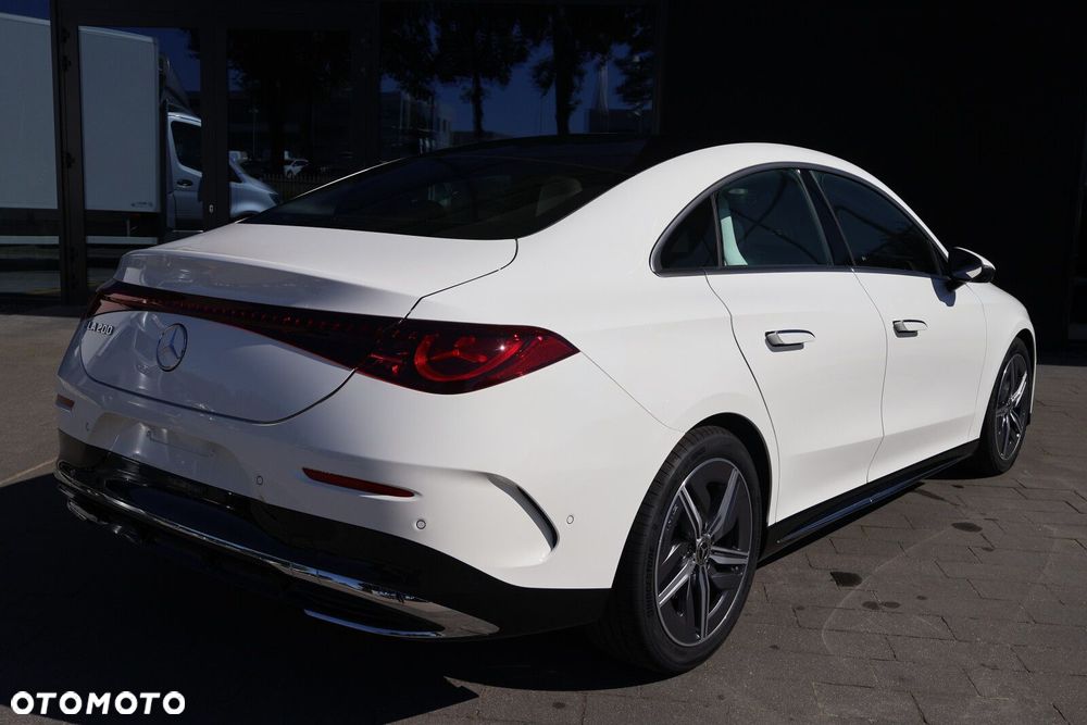 Mercedes-Benz CLA - 9