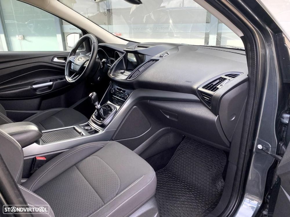 Ford Kuga 1.5 TDCi Titanium - 10