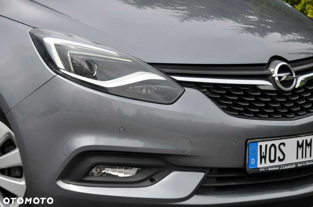 Opel Zafira - 12
