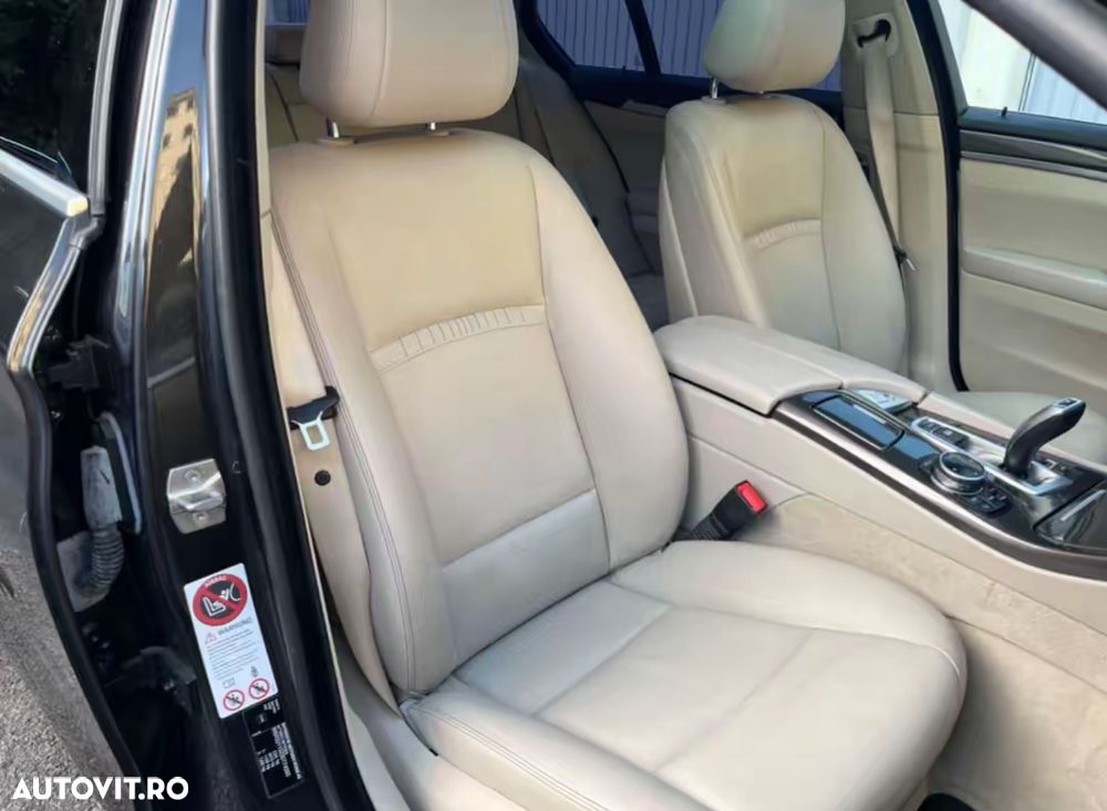 BMW Seria 5 530d Aut. Modern Line - 10