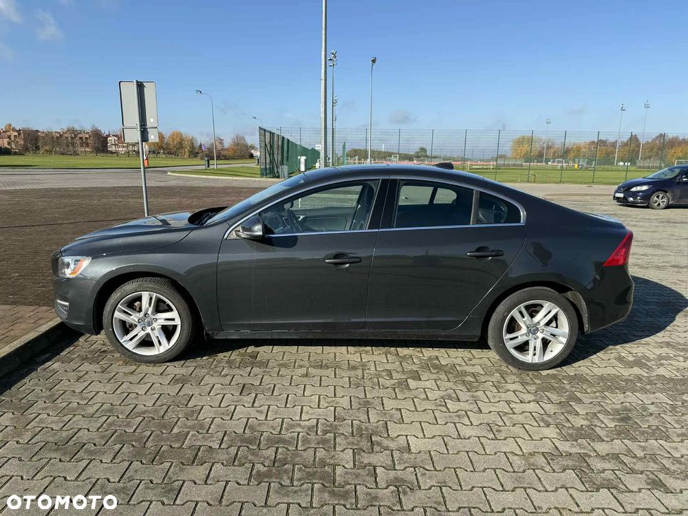 Volvo S60 - 3