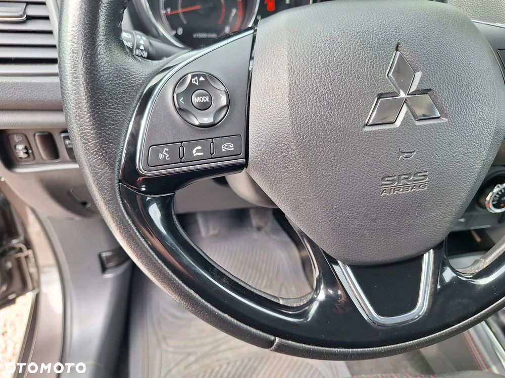 Mitsubishi ASX 1.6 2WD Plus - 27