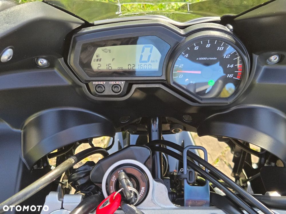Yamaha FZ6 - 12