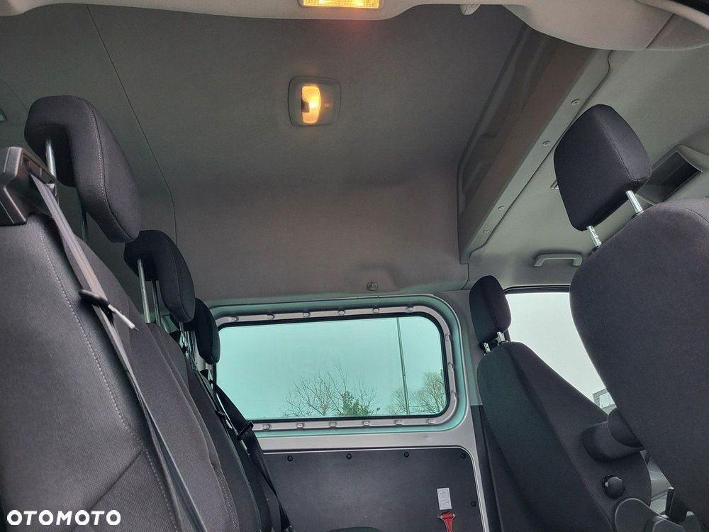 Ford Transit Custom - 21