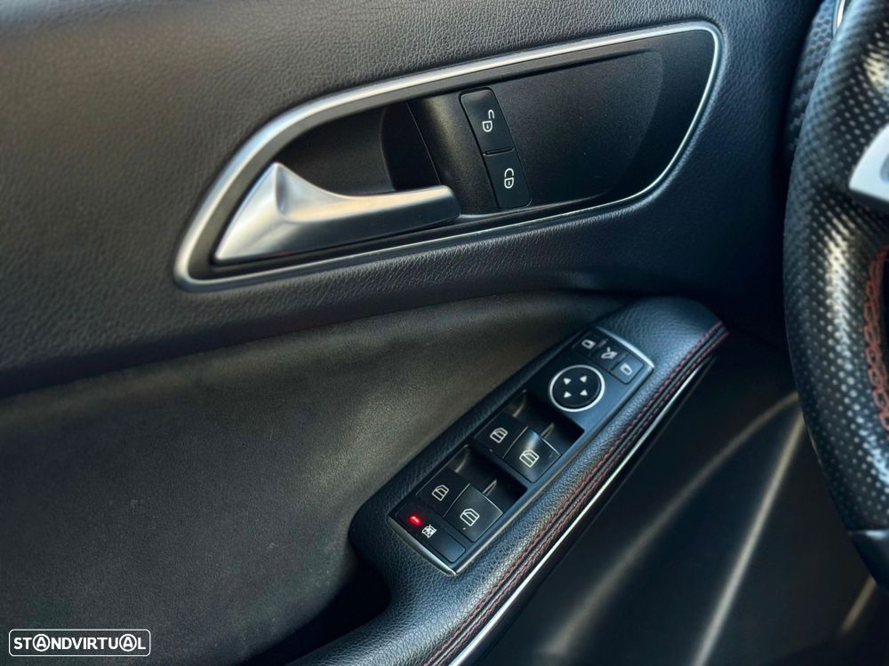Mercedes-Benz A 180 d AMG Line Aut. - 38